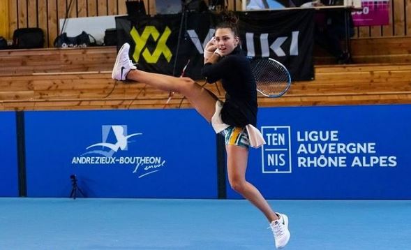 Jaqueline Cristian, în semifinale la Karlsruhe! Va lupta pentru un loc în ultimul act cu finalista de la Winners Open