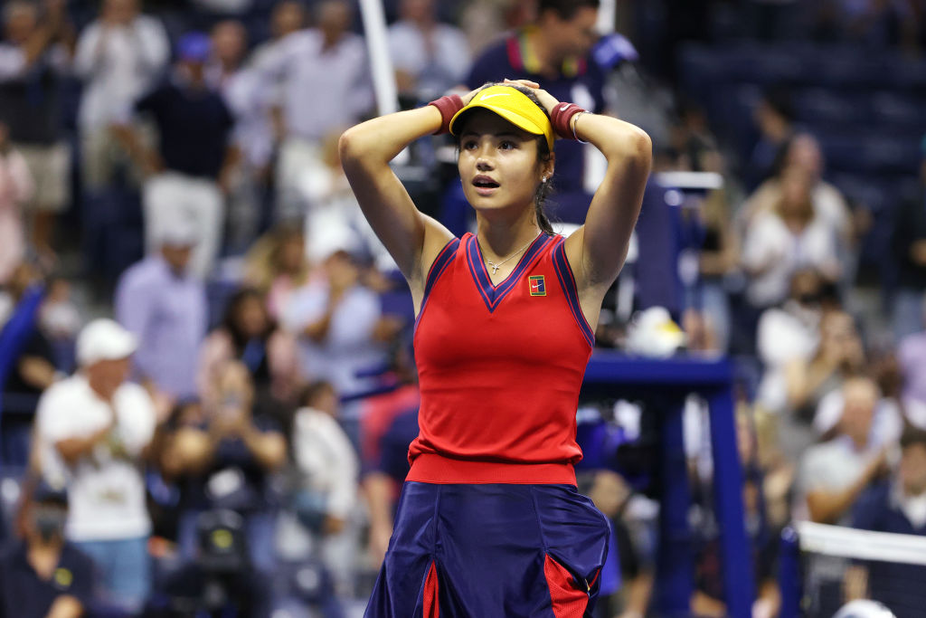 Emma Răducanu s-a blocat după ce a realizat că va juca în finala US Open. Imaginile de la sfârșitul meciului cu Sakkari