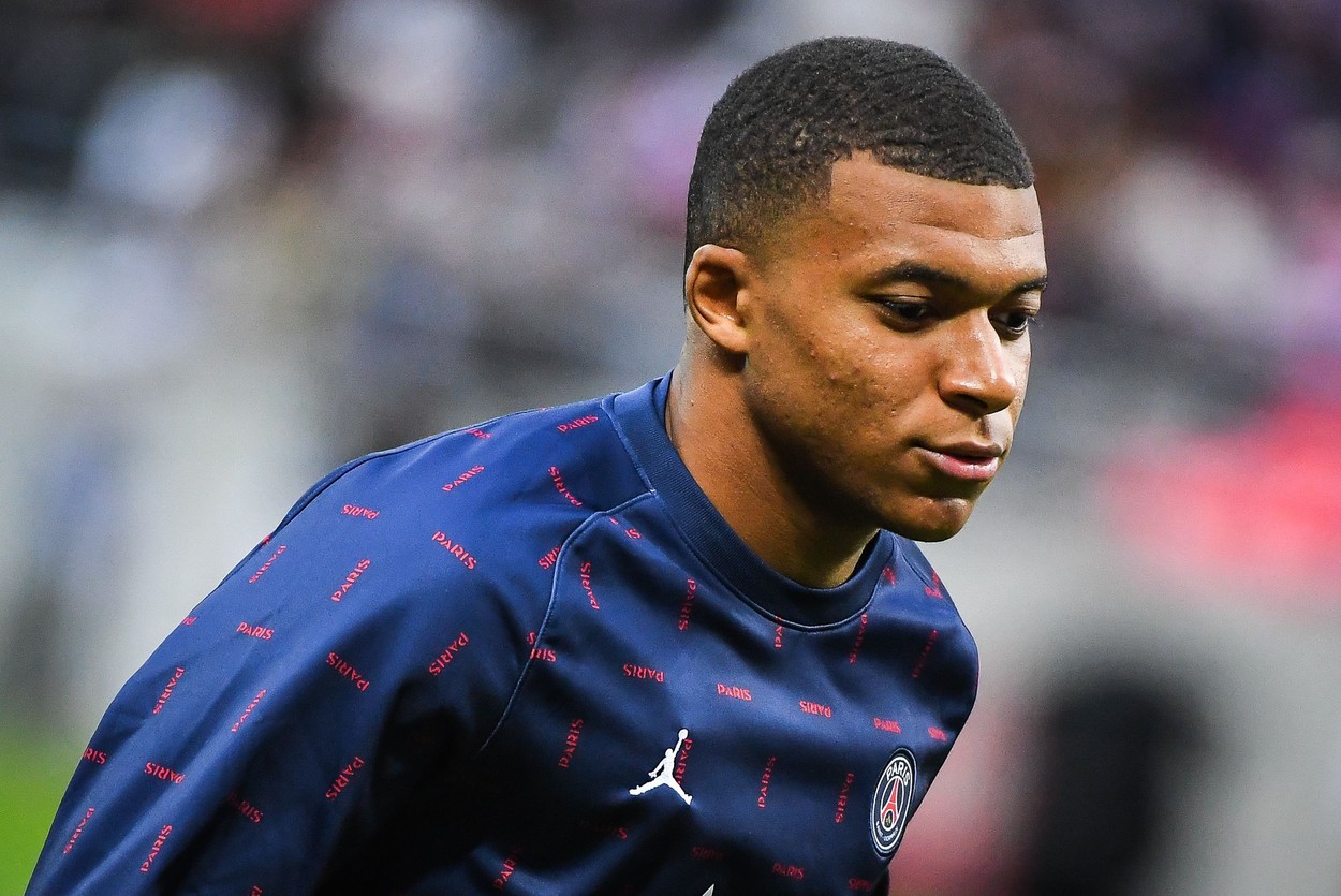 PSG apelează la o ultimă variantă pentru a nu-l pierde gratis pe Kylian Mbappe! Ce plan au pus la cale parizienii