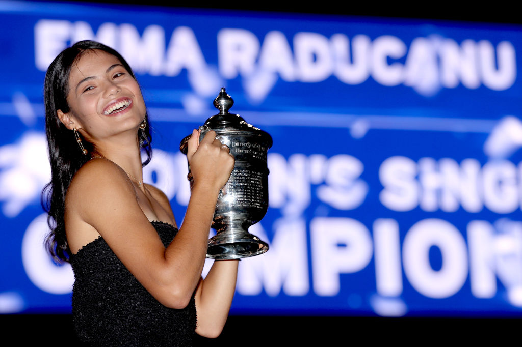 ”Dumnezeule, ce tânără incredibilă! Prima dată când fac asta în direct!”. Emma Răducanu, elogiată după US Open 2021