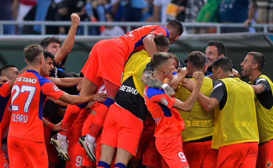 FCSB - Dinamo 6-0 | Victorie istorică pentru roș-albaștri. ”Câinii”, dezmembrați de echipa lui Iordănescu