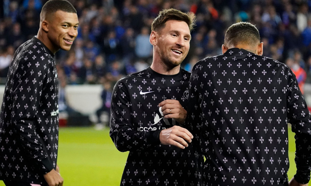 Lionel Messi, alături de Kylian Mbappe și Neymar, înaintea meciului cu Brugge / Foto: Profimedia