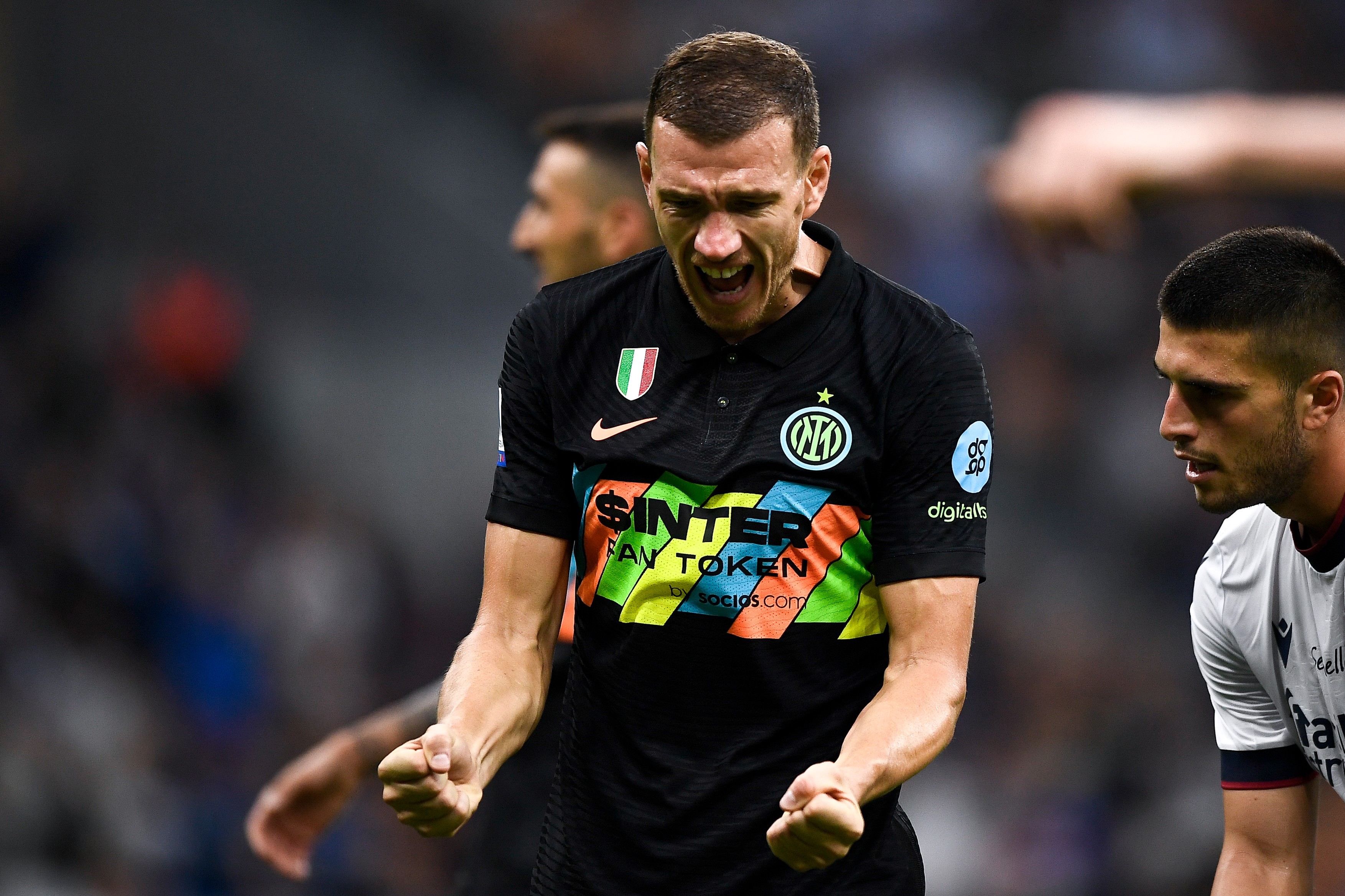 Edin Dzeko, gol dintr-un unghi imposibil în Inter - Bologna. Echipa lui Inzaghi a înscris de 6 ori!