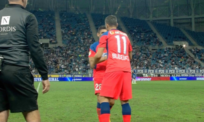 Constantin Budescu l-a înlocuit pe Claudiu Keșeru în U Craiova 1948 - FCSB / Foto: Captură Digi Sport