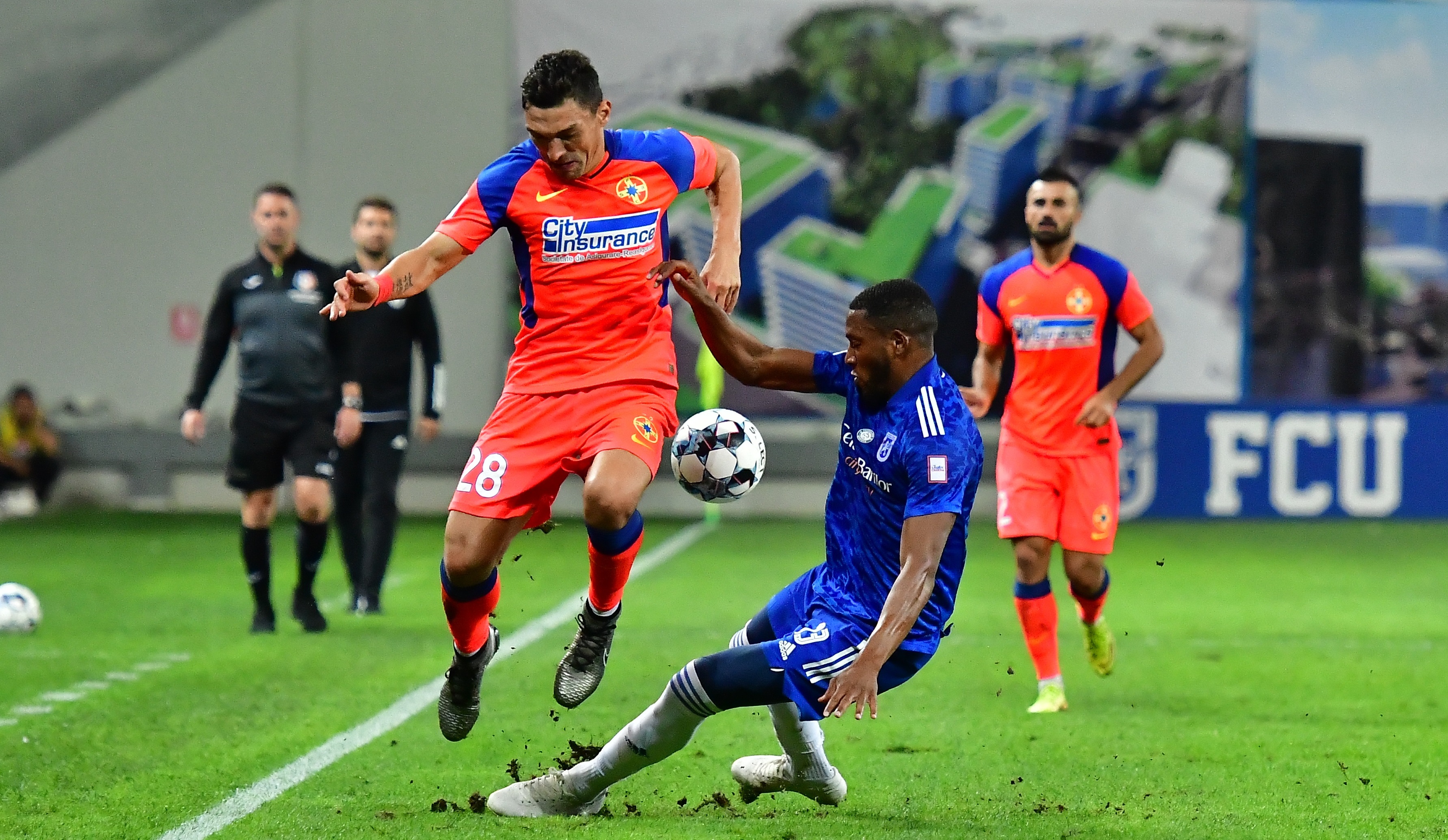 U Craiova 1948 - FCSB 0-1. Budescu a debutat la roș-albaștri, care sunt la a doua victorie consecutivă