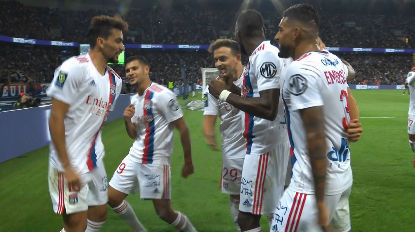 PSG - Lyon 0-1, ACUM la Digi Sport 1. Ce spectacol! Paqueta declanșeză "nebunia". Messi a avut o bară și două ocazii