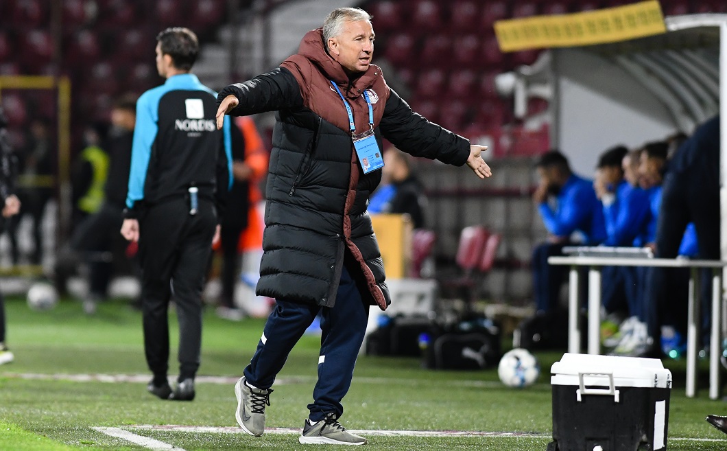 ”Toată țara a văzut! Mi se pare ciudat!” Dan Petrescu nu mai suportă! Ce l-a deranjat teribil la meciul CFR - Craiova