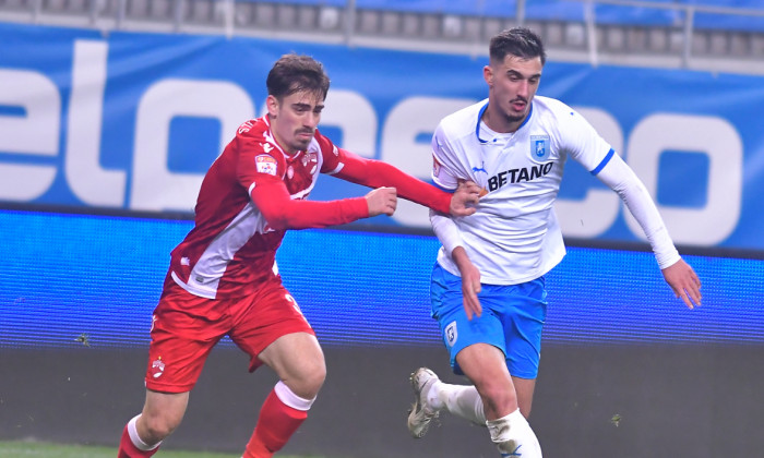 Andrei Ivan și Andrei Radu, într-un meci Universitatea Craiova - Dinamo / Foto: Sport Pictures