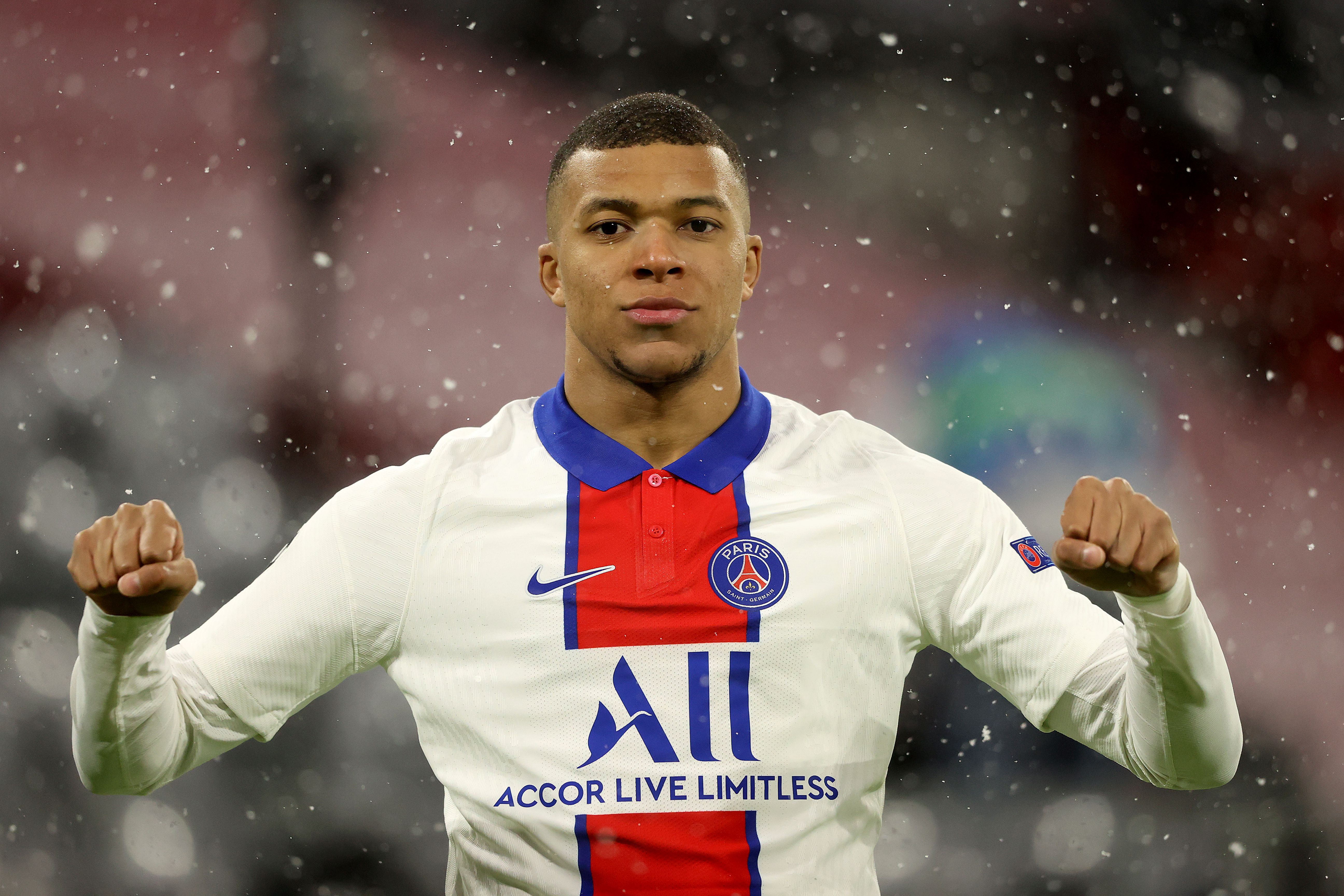 Răsturnare de situație în cazul lui Mbappe! Anunțul făcut cu 38 de zile înainte ca starul să poată semna cu Real Madrid