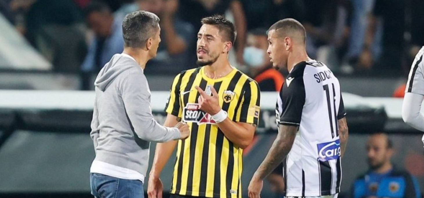 Răzvan Lucescu, dialog aprins cu un fotbalist al lui AEK după meciul direct: ”Acum a fost?!”. De la ce a pornit cearta