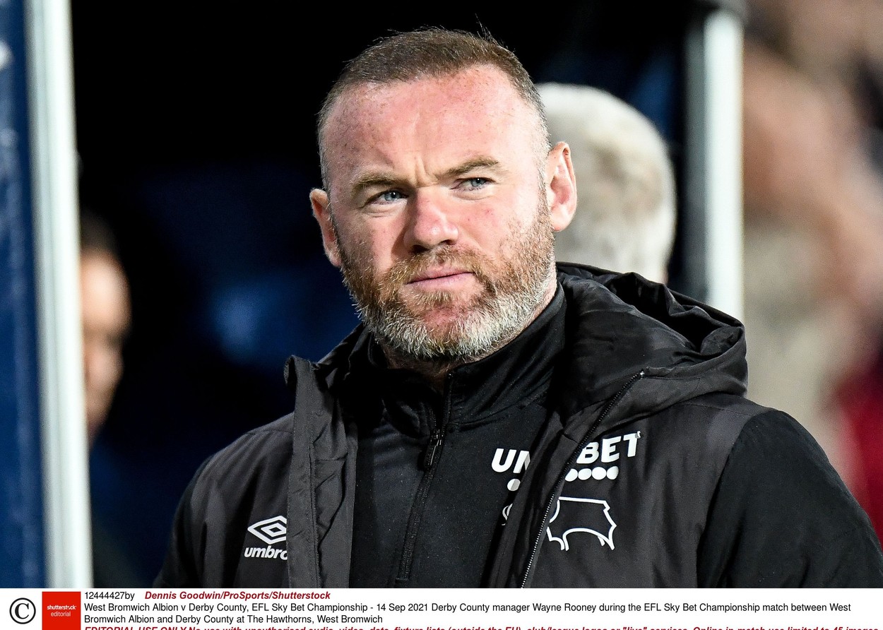 Continuă problemele pentru Rooney la Derby County! Cum a încercat patronul să evite conversația cu tehnicianul