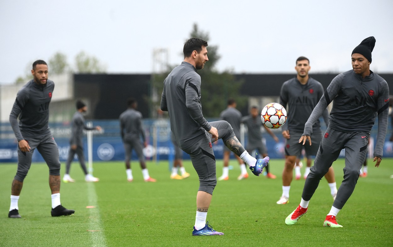 Ce s-a întâmplat la vestiare după ce Mbappe l-a numit "vagabond" pe Neymar și primele imagini surprinse cu cei doi