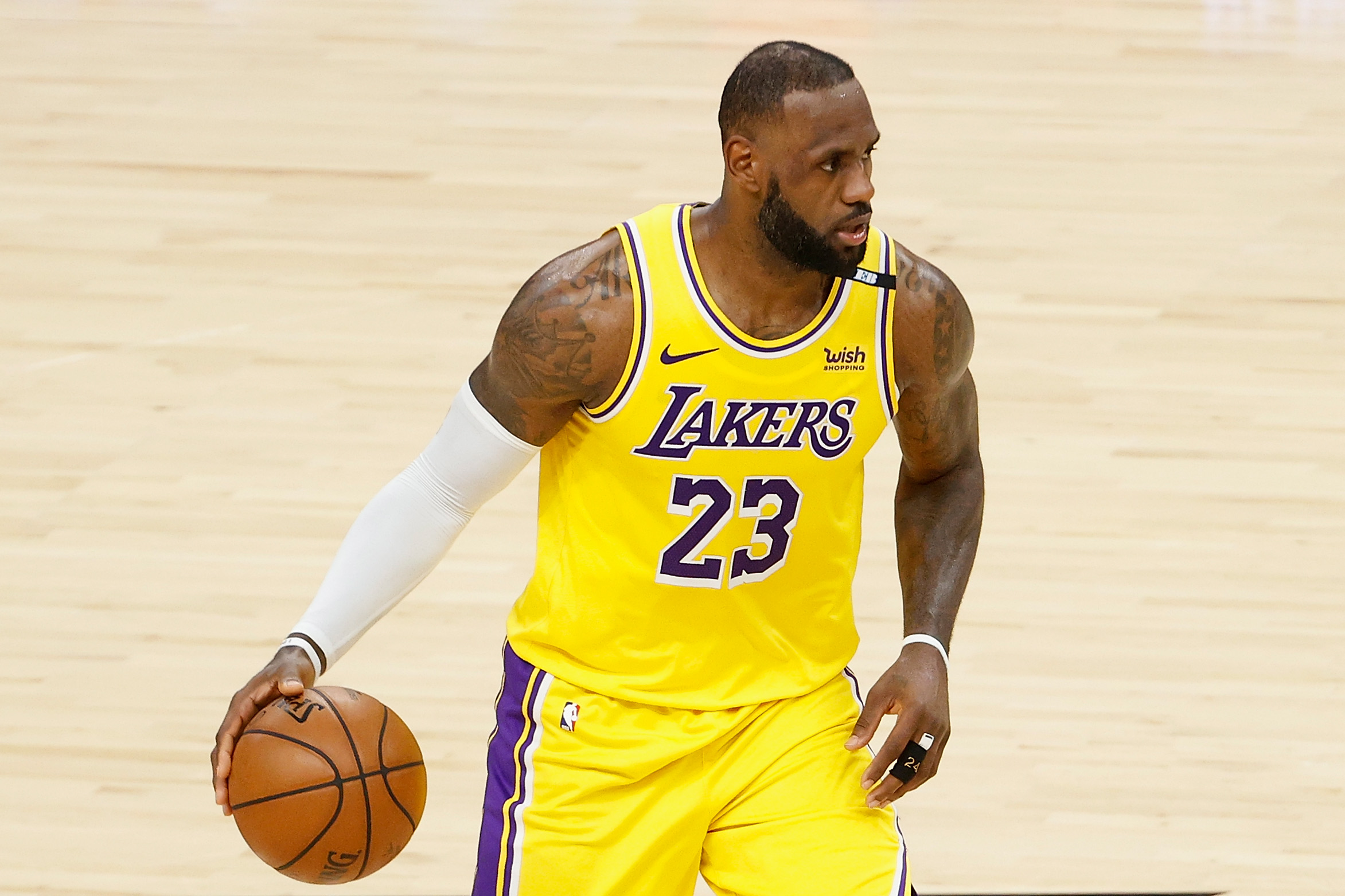 LeBron James, la un pas să lase baschetul pentru alt sport! Americanul a dezvăluit că a primit două oferte acum câțiva ani