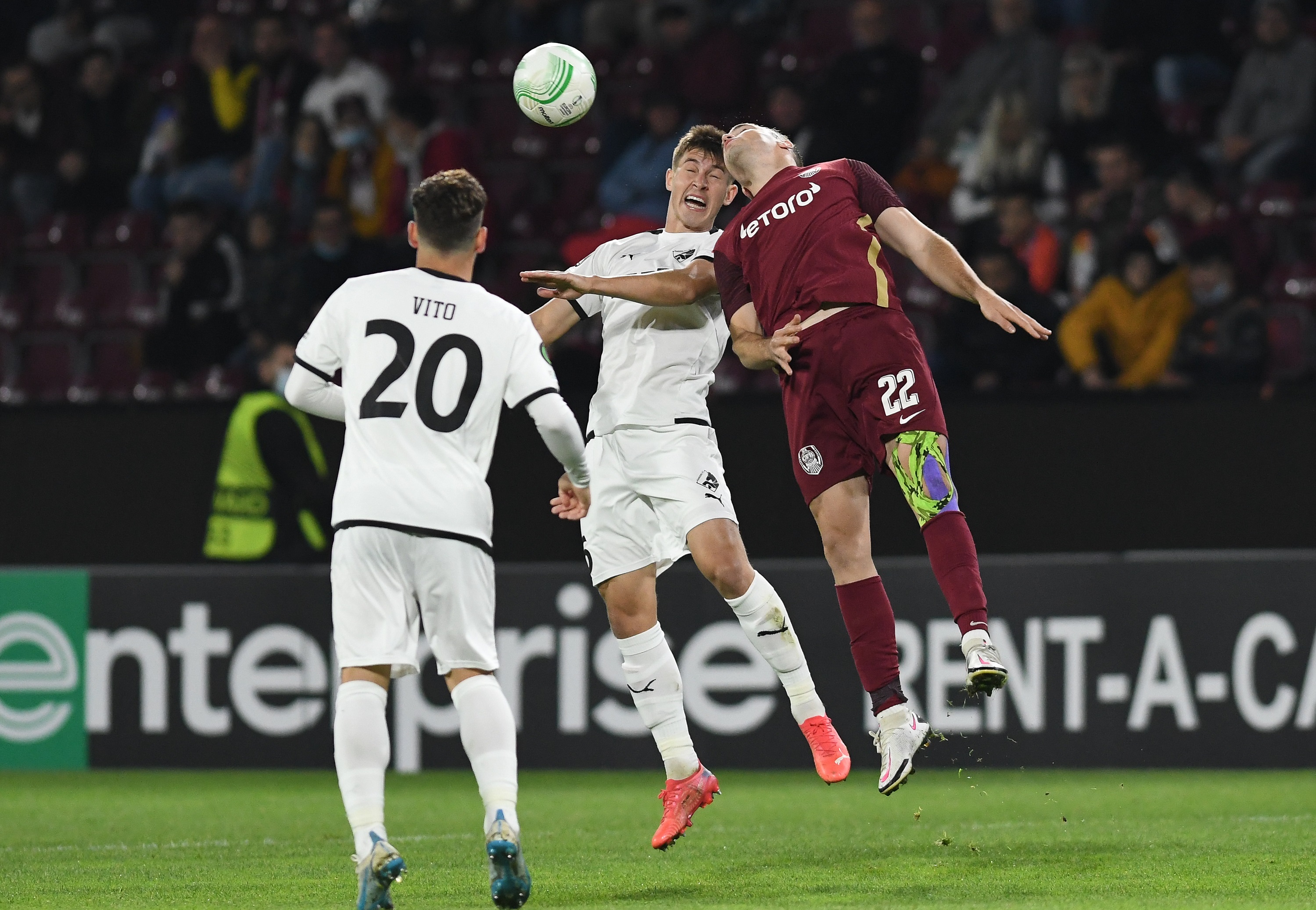 CFR Cluj - Randers 1-1. Ardelenii obțin un punct, dar rămân pe ultimul loc. Petrila, salvatorul lui Petrescu