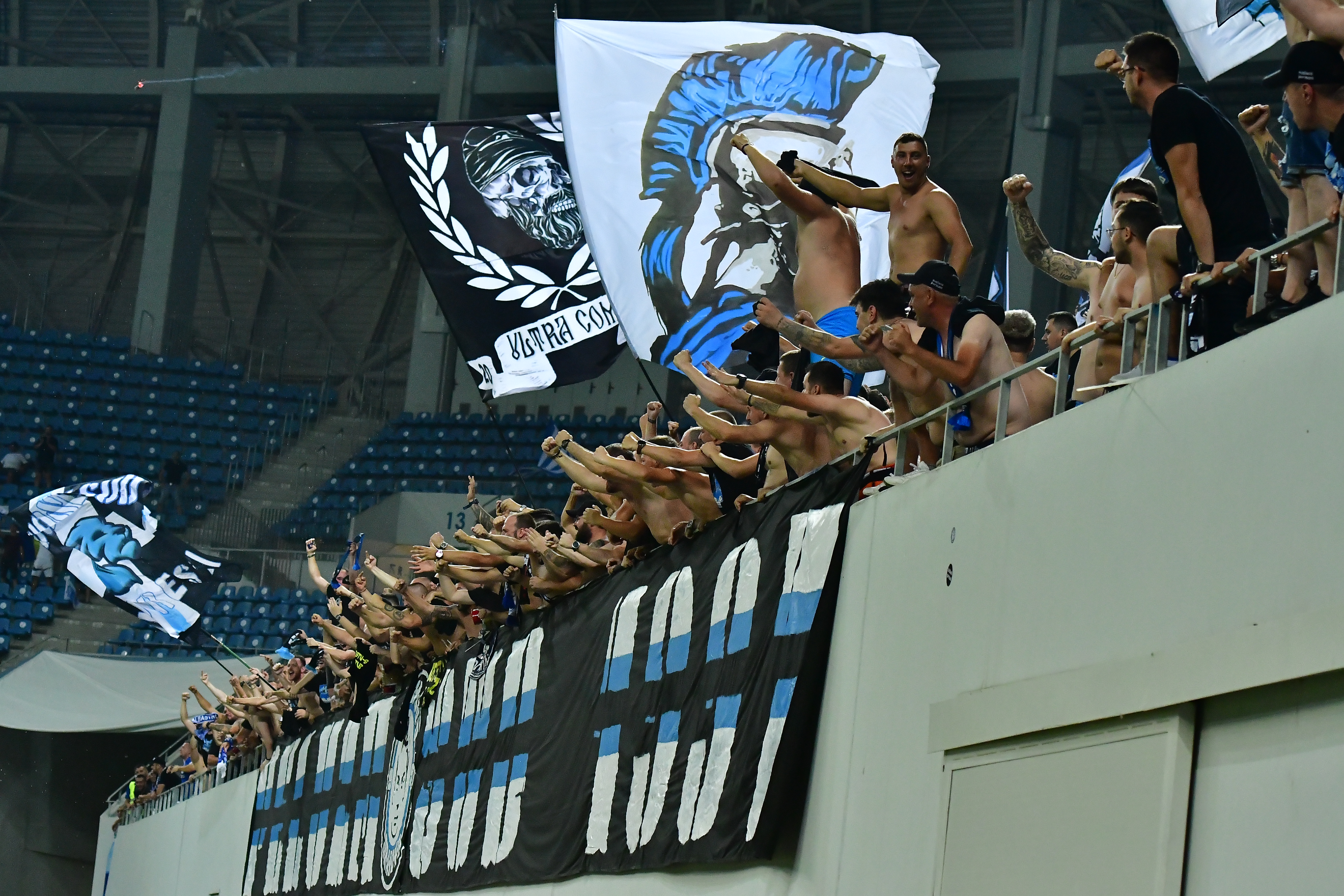 U Craiova 1948, fără galerie la derby-ul cu Universitatea Craiova! Anunțul făcut de Peluza Sud 1997