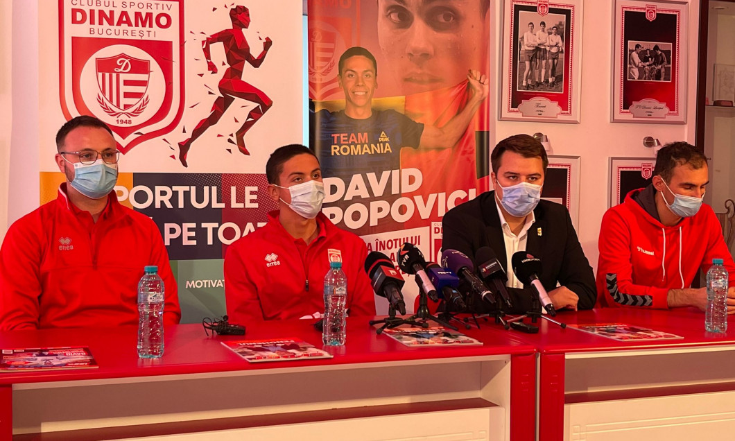 David Popovici, prezentat la CS Dinamo / Foto: Digi Sport