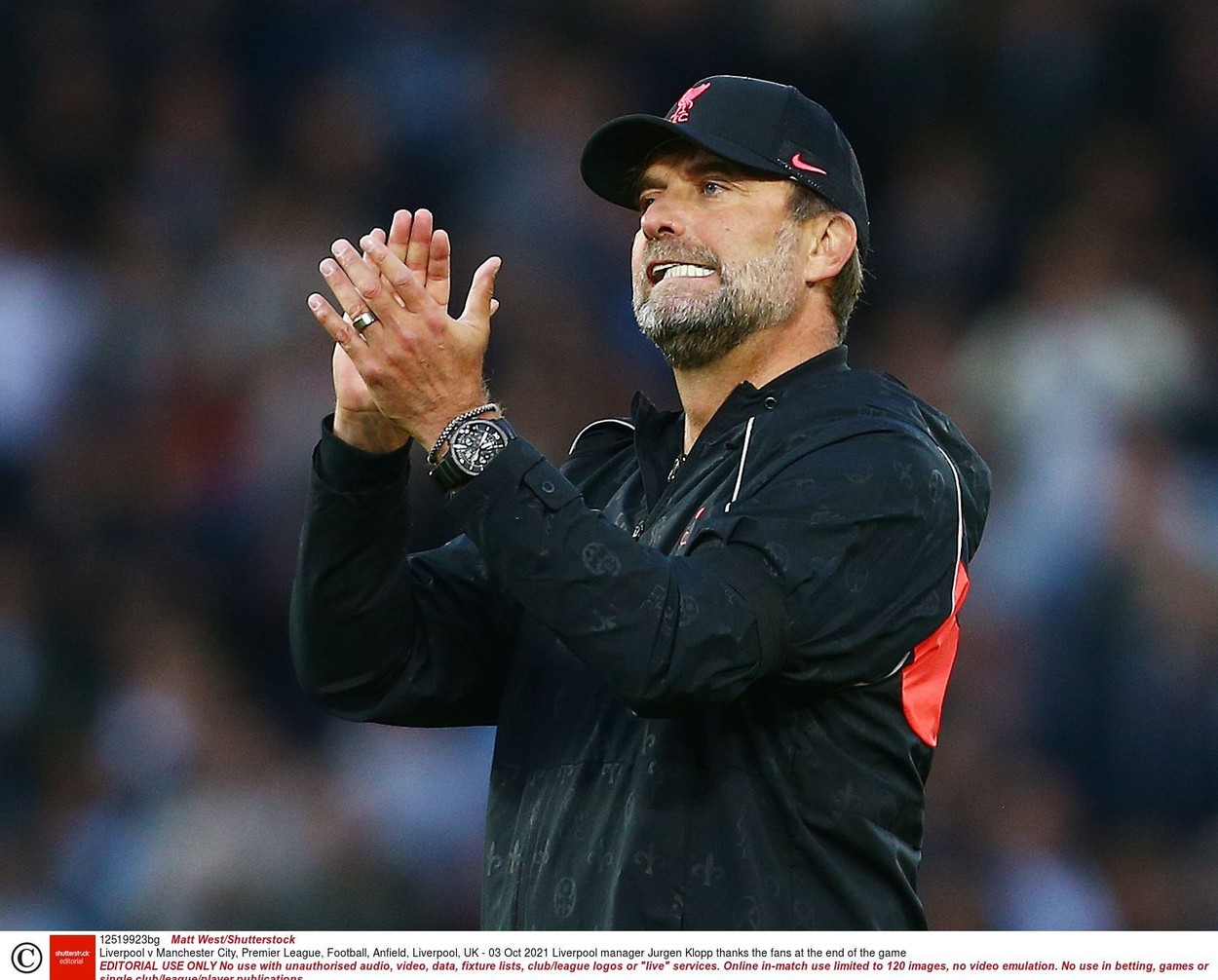 Liverpool, gata să transfere un nou colos lângă Van Dijk. Suma de transfer, una modică