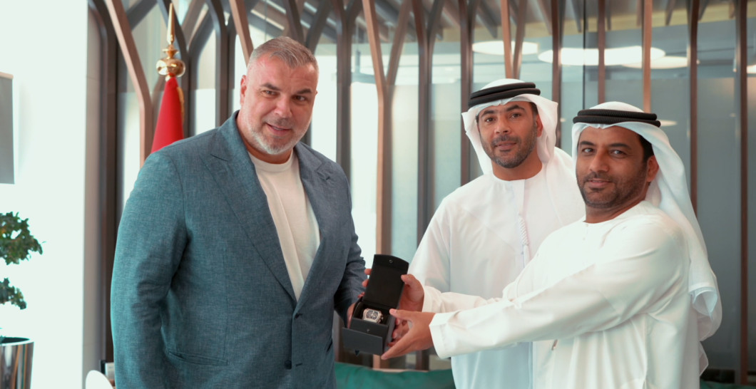Cosmin Olăroiu și-a recuperat ceasul / Foto: Dubai Police