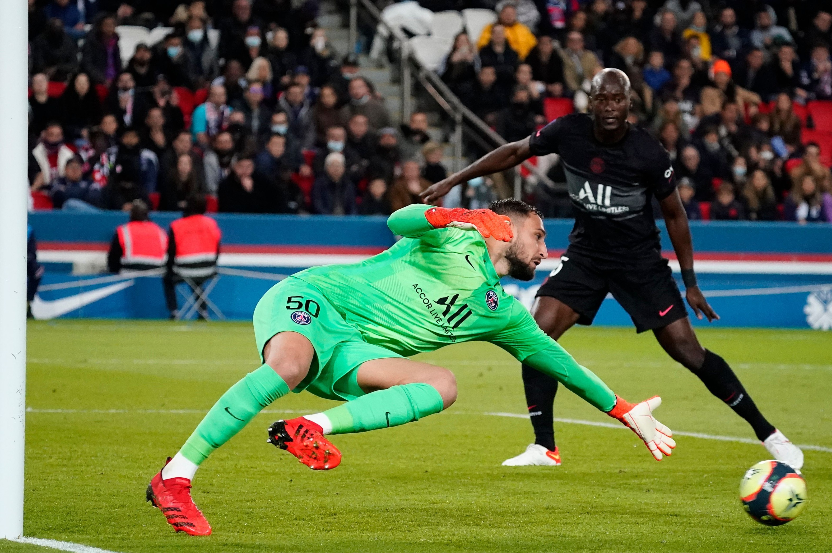 PSG - Angers 1-1, ACUM, la Digi Sport 2. Parizienii încearcă să evite un nou eșec