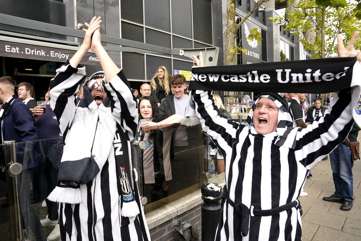 Lovitură pentru noul patron de la Newcastle. A devenit cel mai bogat club din lume, dar are o interdicție majoră