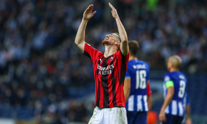 FC Porto v AC Milan: Group B - UEFA Champions League