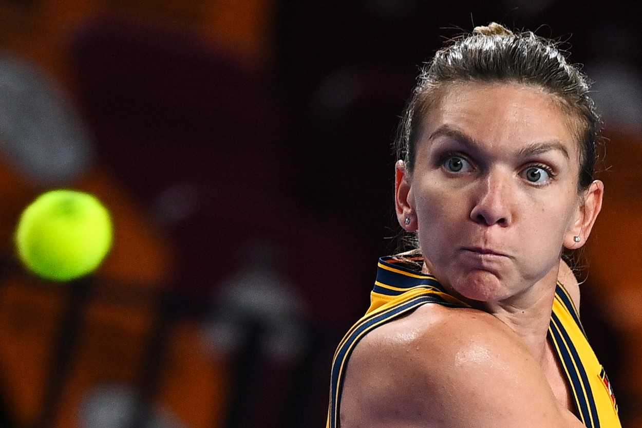 Simona Halep, pusă pe glume după calificarea în sferturi la Kremlin Cup! Spectatorii ruși au izbucnit în râs