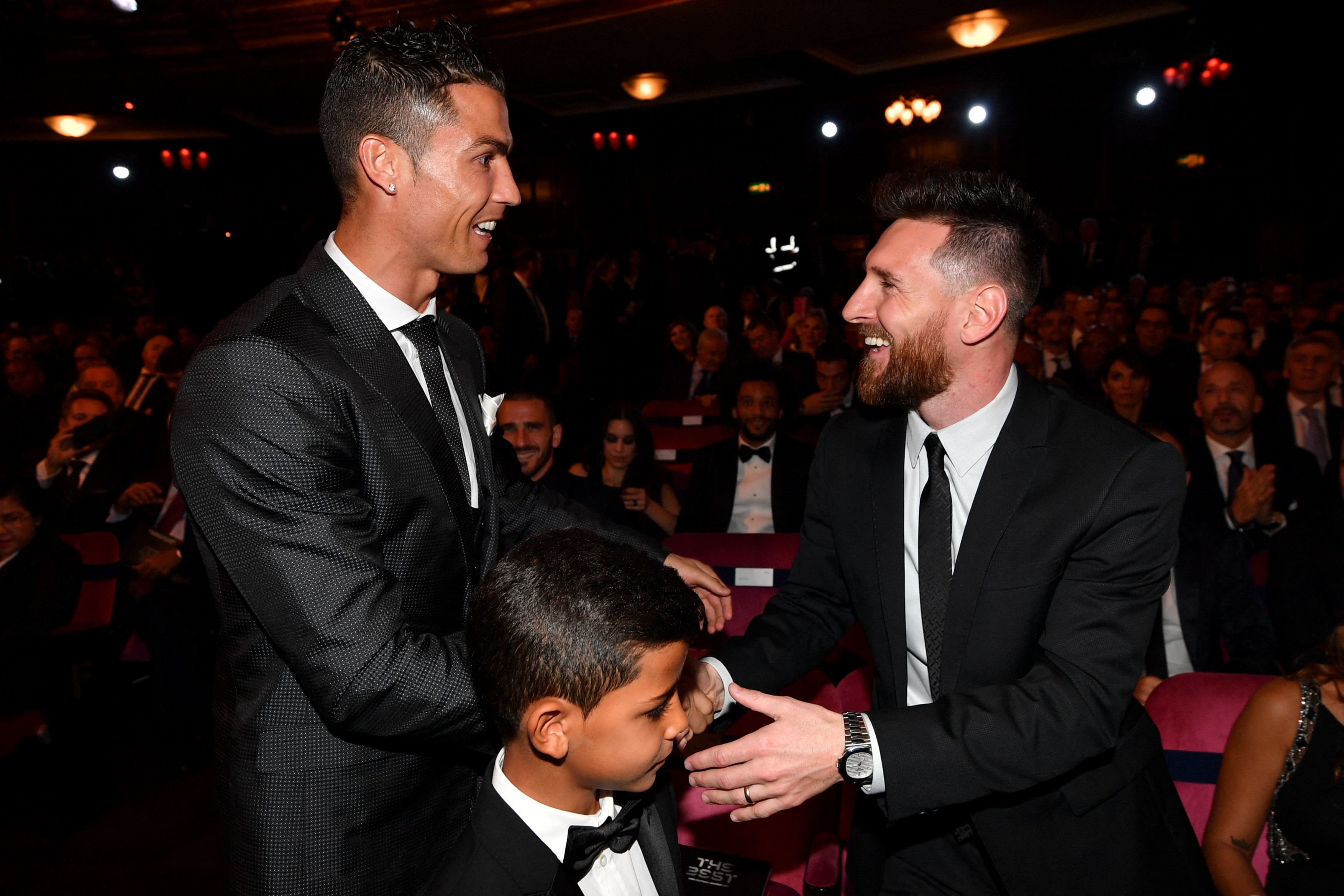 Cristiano Ronaldo e tot mai aproape să devină coleg cu Lionel Messi
