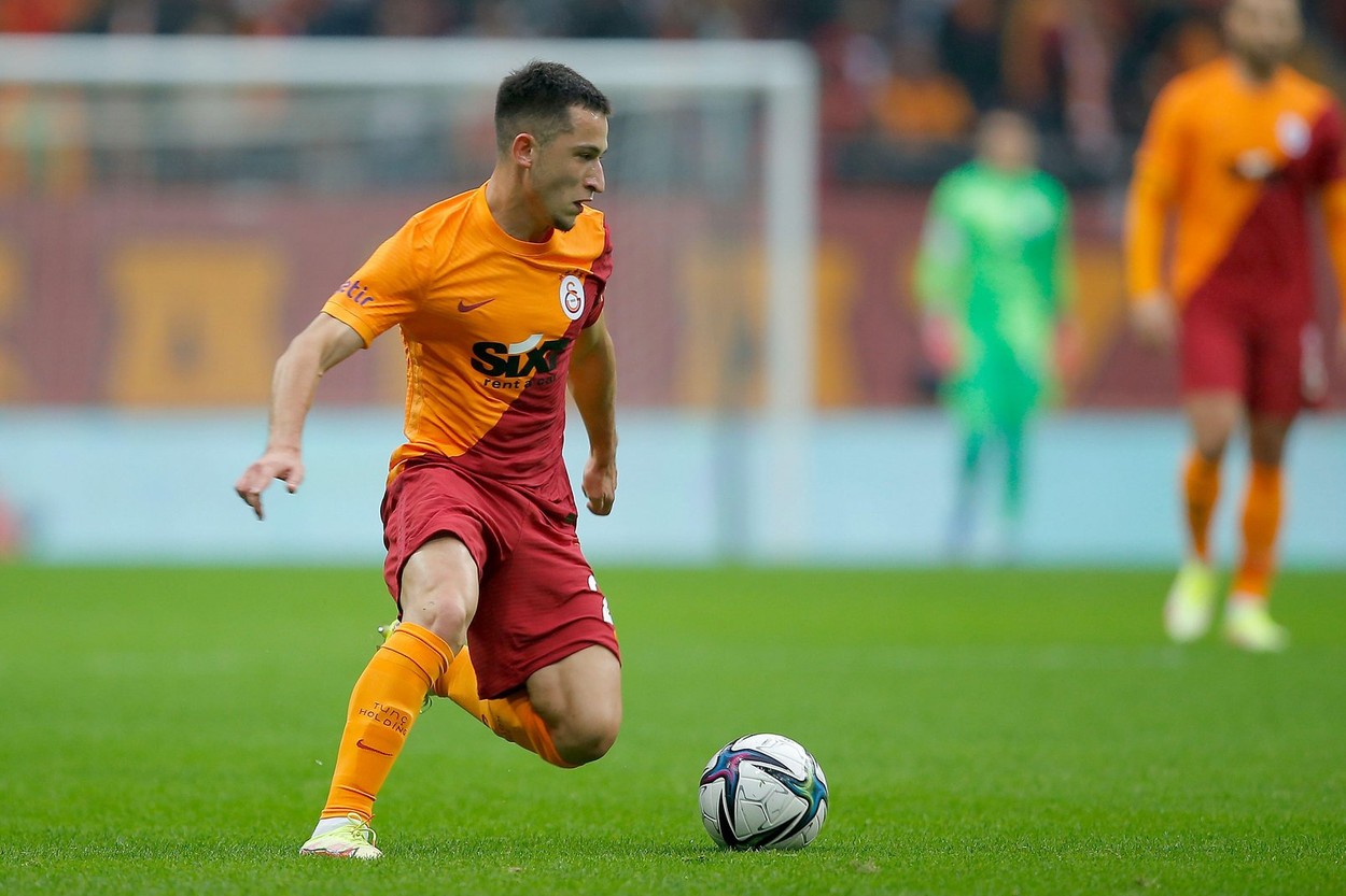 Moruțan, pasă de gol în Galatasaray - Fenerbahce! Contraatac devastator