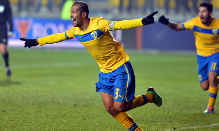 2.FOTBAL:FC PETROLUL PLOIESTI-FC VASLUI, CUPA ROMANIEI TIMISOREANA (4.12.2013)