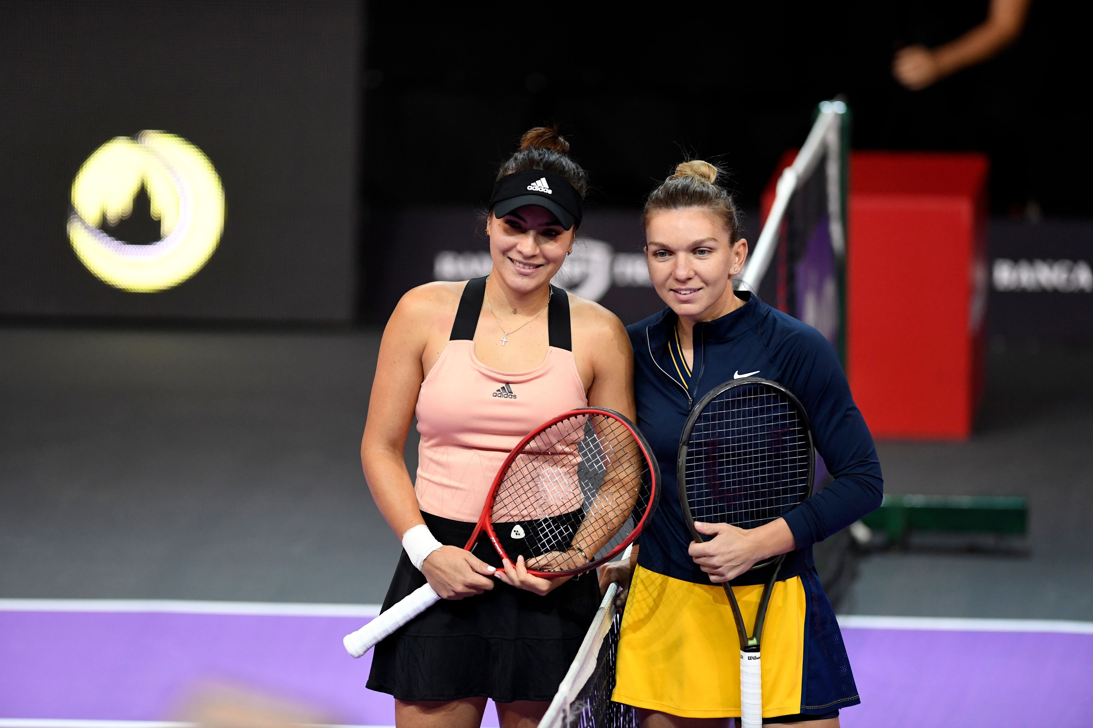 Duel românesc la Dubai! Simona Halep - Gabriela Ruse, pentru un loc în sferturi