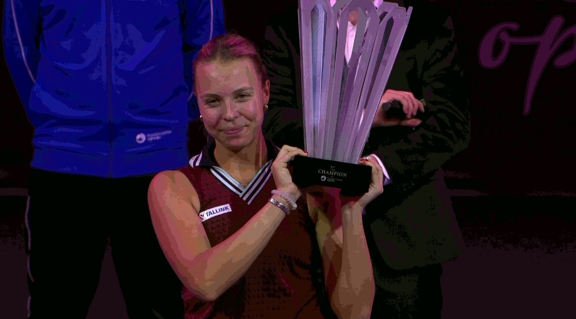 Anett Kontaveit, reacție superbă după finala Transylvania Open: "Simona, a fost o onoare!". Mesaj amuzant pentru Jabeur