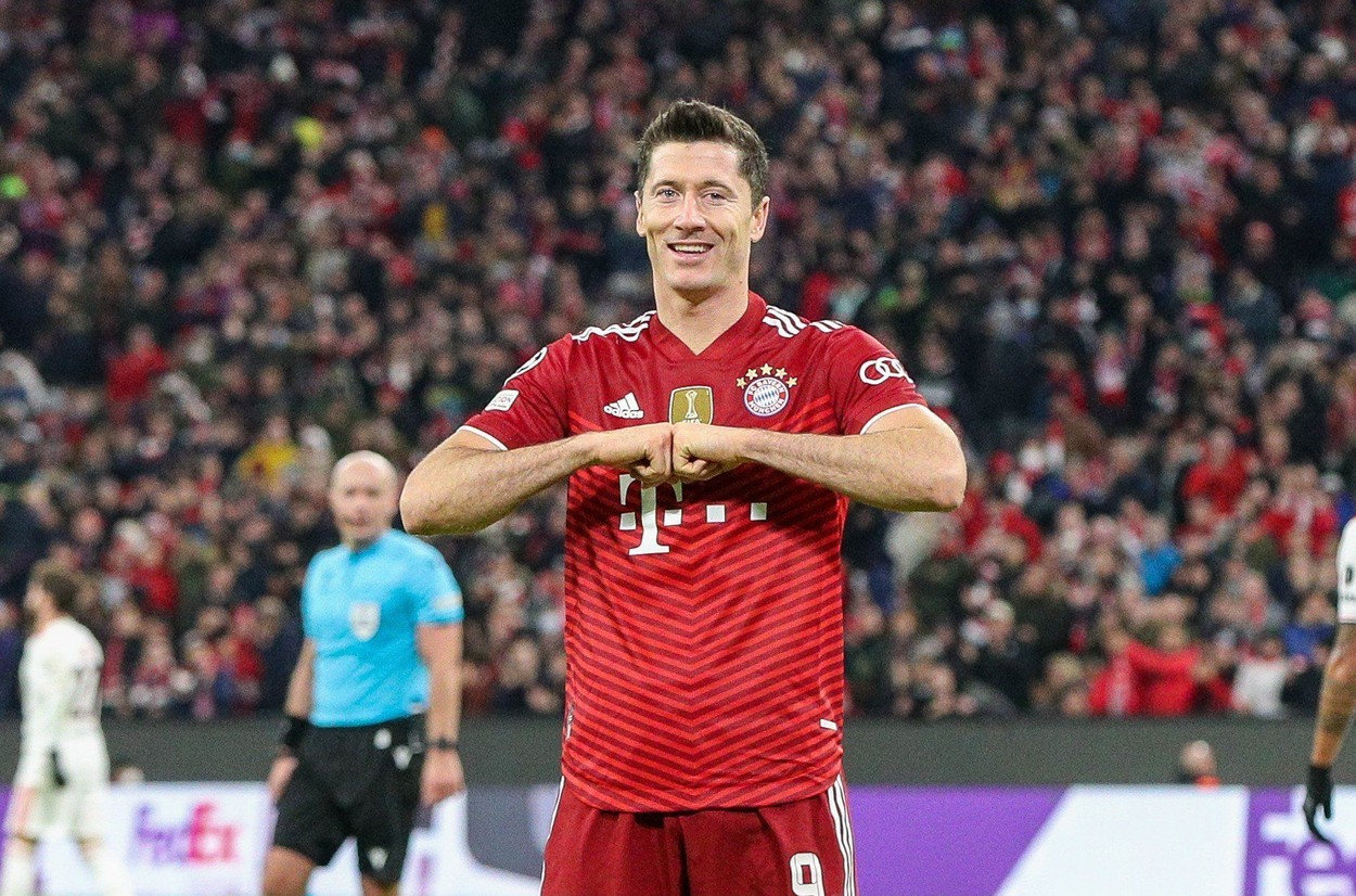 Lewandowski, jucătorul rundei a 4-a în UEFA Champions League. Nmecha, golul etapei