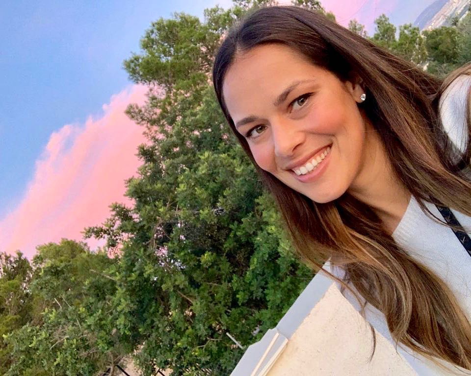 Cu ce se ocupă și cum arată Ana Ivanovic, prietena Soranei Cîrstea, la 5 ani de la retragere şi după două sarcini
