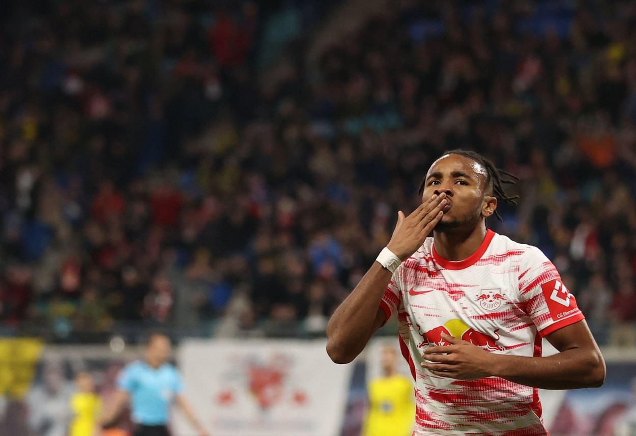 Mijlocașul cu cifre mai bune decât Kylian Mbappe și Erling Haaland! Granzii Europei au pus ochii pe el