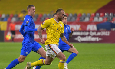 Denis Alibec, în meciul România - Islanda / Foto: Sport Pictures