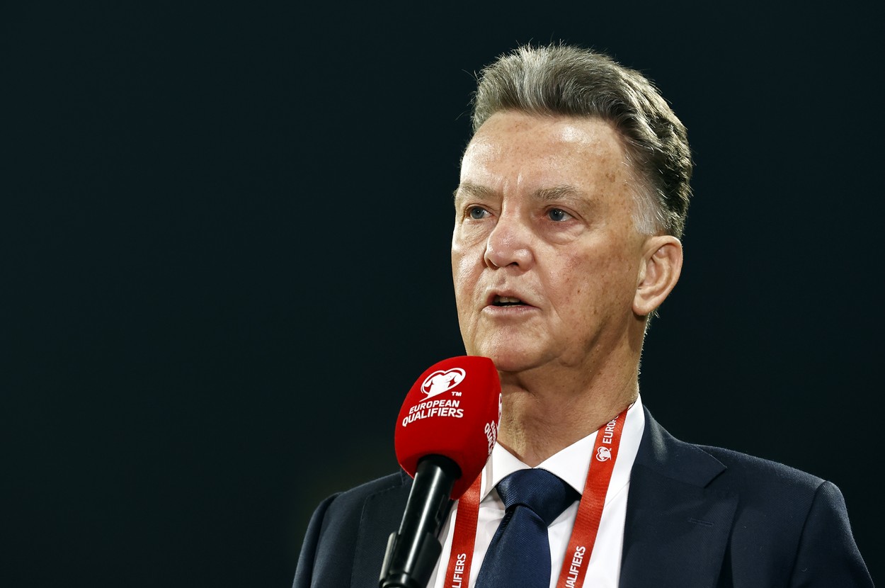 Louis van Gaal a suferit un accident. Selecționerul Olandei nu se mai poate deplasa singur