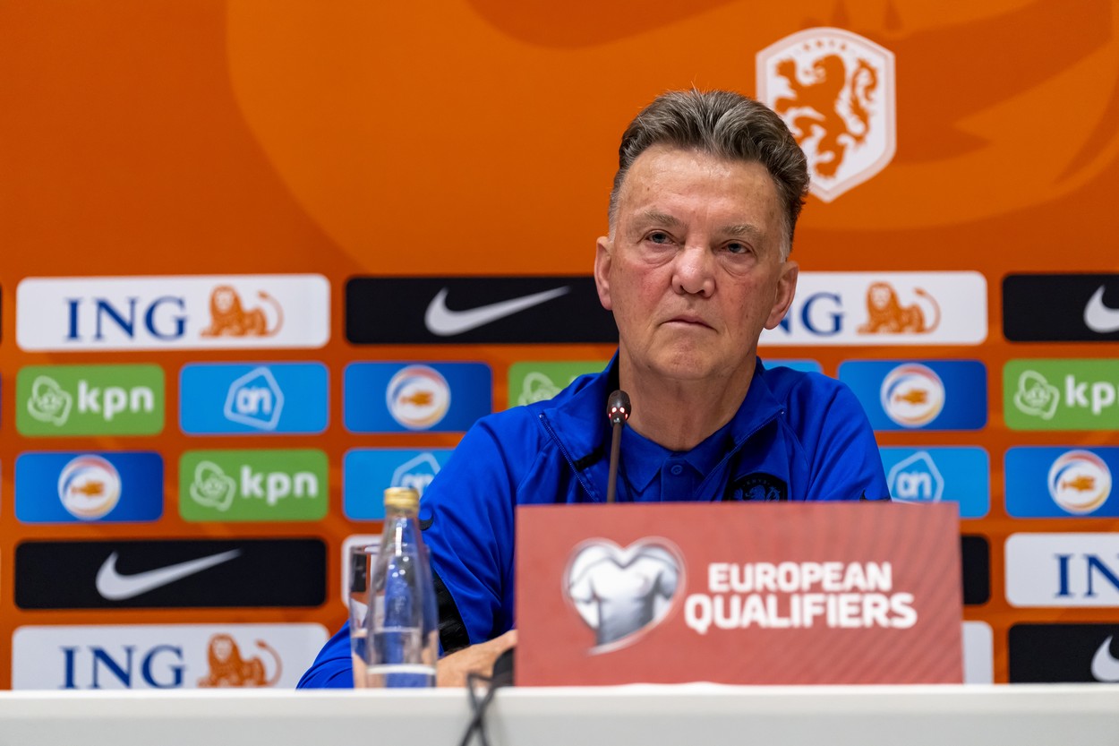 Oficial: Louis van Gaal nu mai este selecționerul Olandei. Tehnicianul se luptă cu cancerul de 10 luni