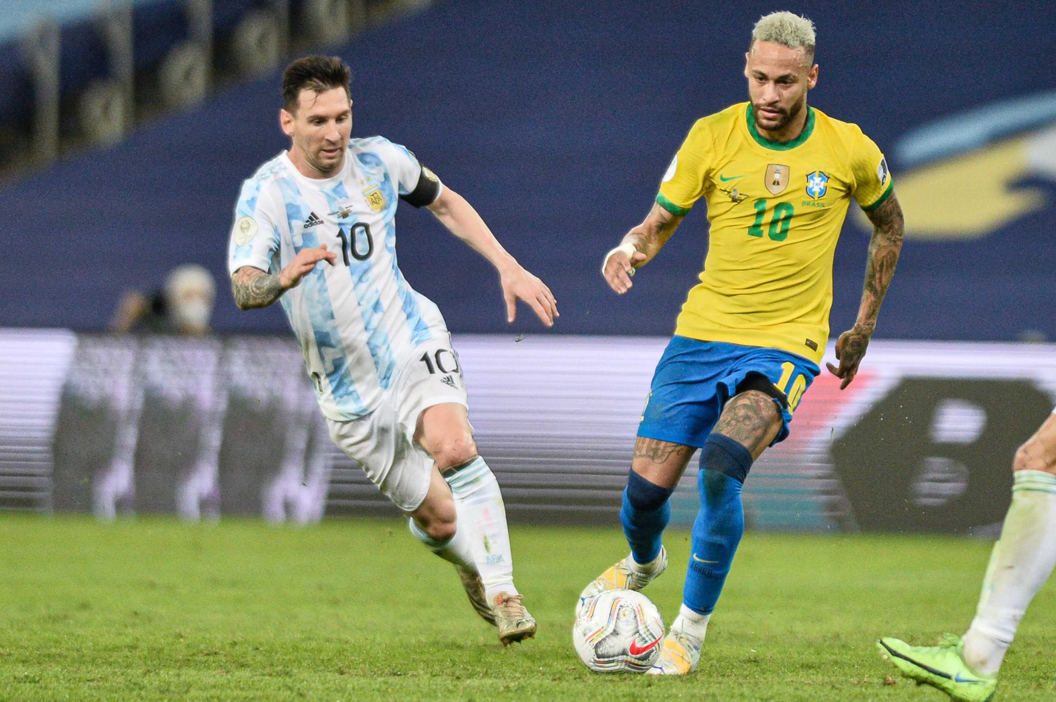 Duelul dintre Messi și Neymar se amână! Brazilianul va rata meciul cu Argentina din preliminariile CM 2022