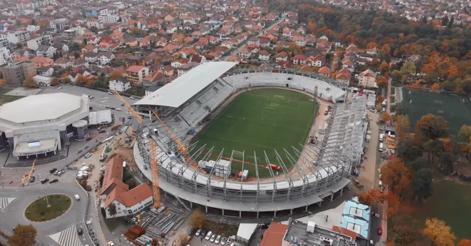 Când va fi gata stadionul din Sibiu. ”Vor fi 10.000 de oameni la fiecare meci. E foarte frumos”