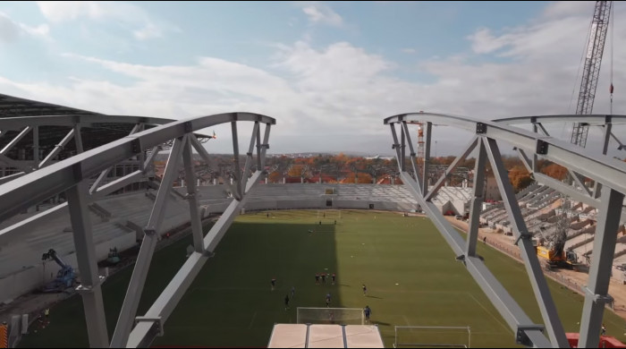 România va avea un nou stadion modern la finalul anului 2018.** Primarul  din Sibiu a anunțat, oficial, demararea proiectului. Va avea 19.000 de  locuri și tribune acoperite