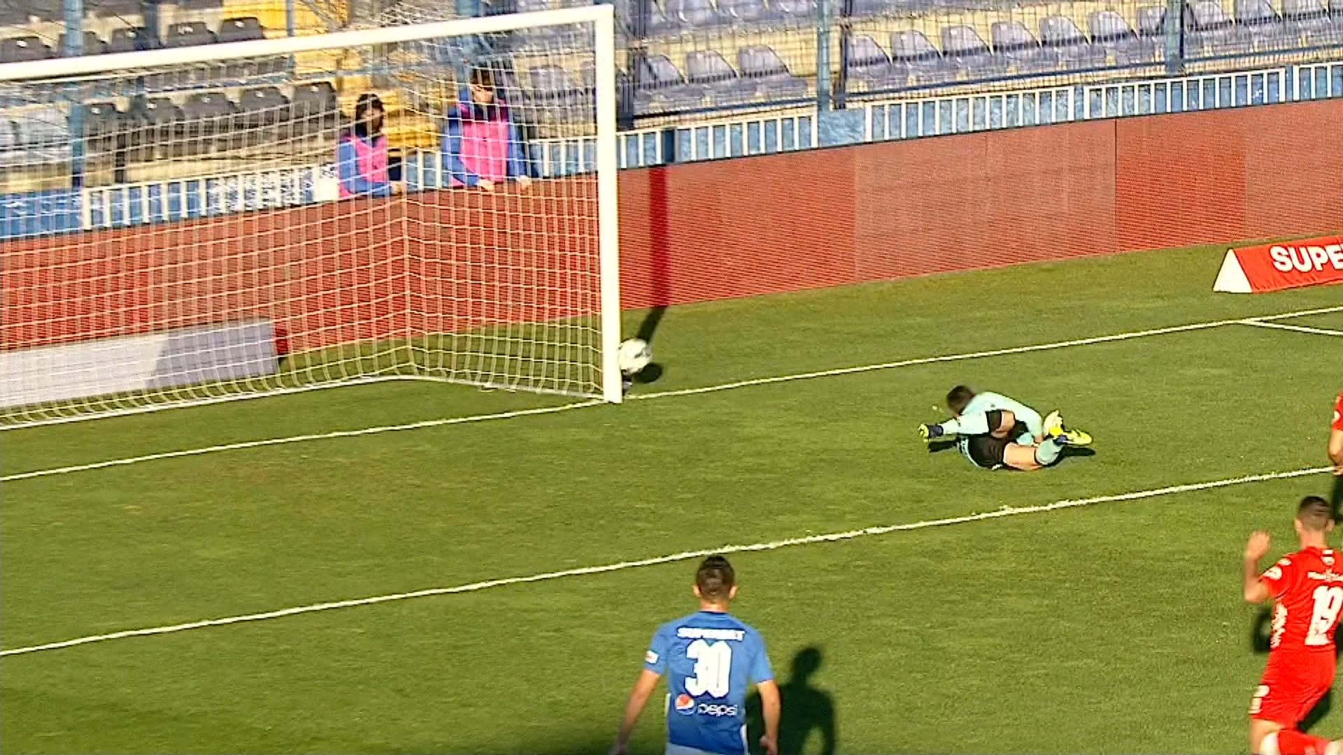 Farul Constanța - UTA Arad 0-0, ACUM pe Digi Sport 1. Jefte Betancor, aproape de al 10-lea gol al sezonului. Bară!