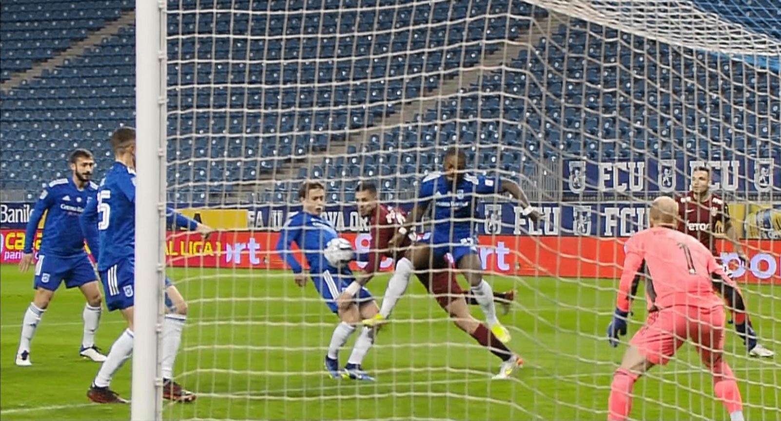 U Craiova 1948 - CFR Cluj 0-0, ACUM, la Digi Sport 1. Examen dificil pentru Trică la revenirea în Bănie