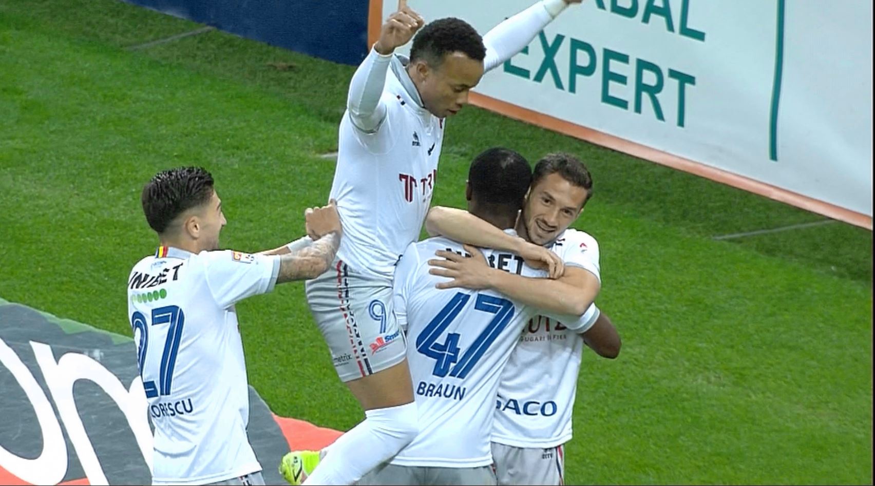 FCSB - FC Botoșani 0-1, ACUM, la Digi Sport 1. Finalizare de clasă, după o fază superbă. Gazdele, două șanse într-un minut