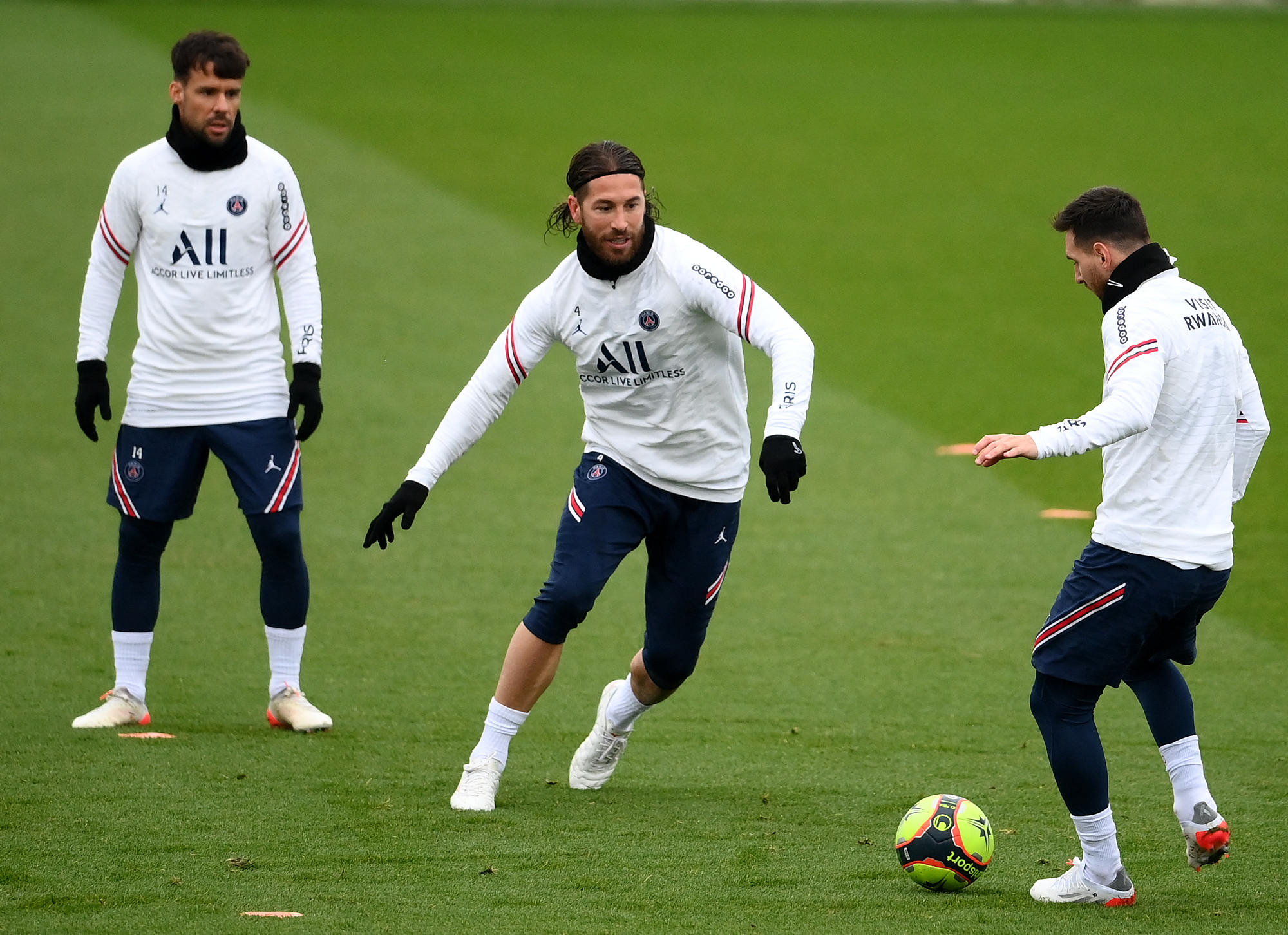 PSG - Nice, 22:00, LIVE VIDEO pe Digi Sport 1. Messi prezintă Balonul de Aur
