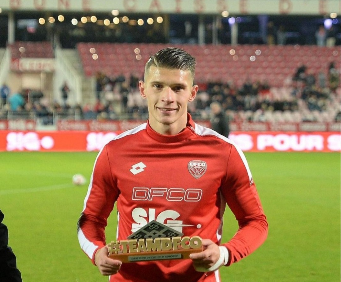 Alex Dobre, desemnat jucătorul lunii octombrie la Dijon: Le mulțumesc fanilor pentru trofeu
