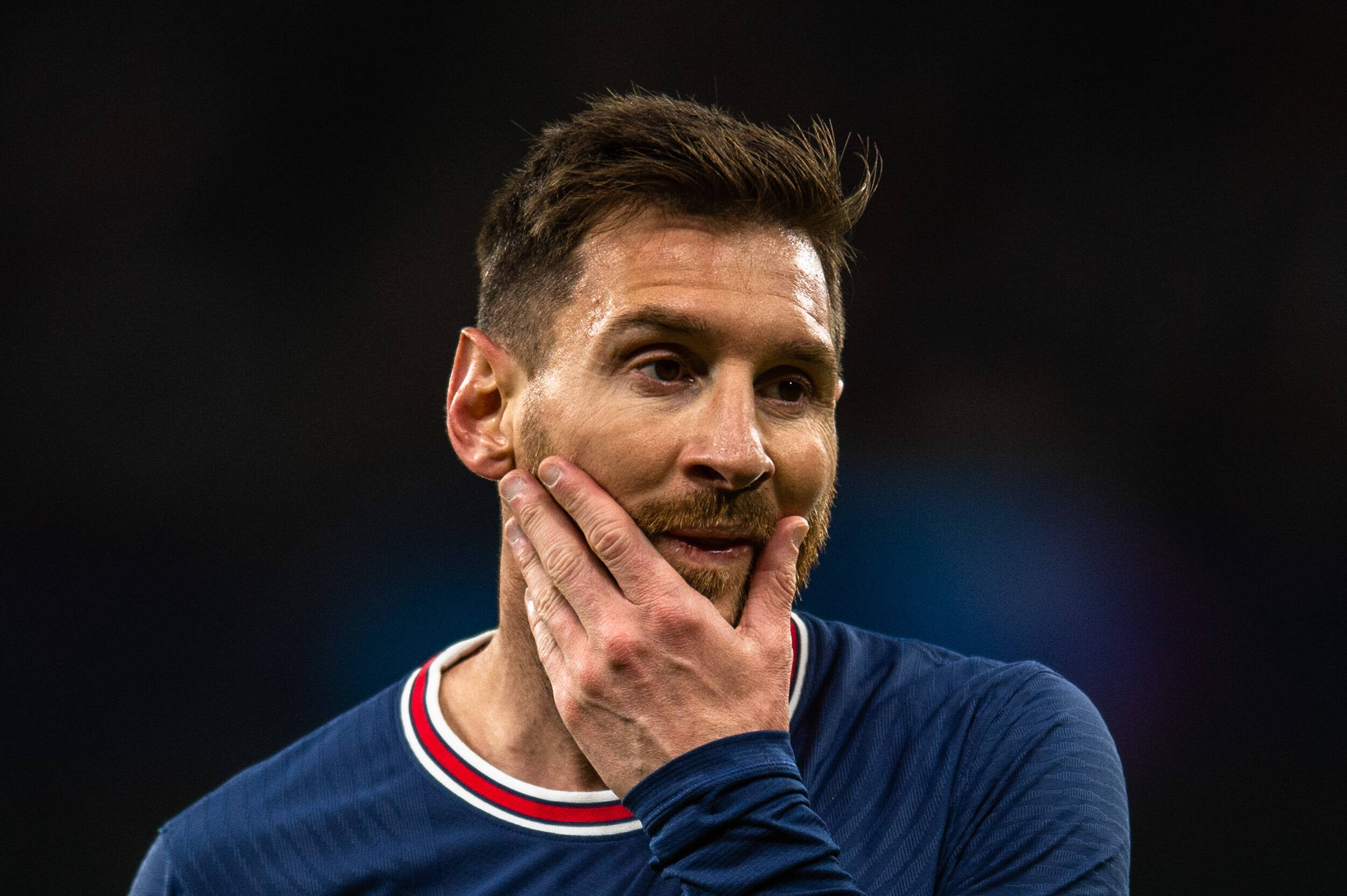Messi, atacat după prestațiile slabe de la PSG. "Merge pe teren. E păcat"