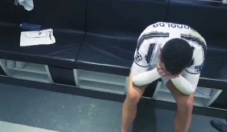 Meciul care l-a făcut pe Cristiano Ronaldo să plângă în hohote în vestiar. Imagini nemaivăzute cu portughezul