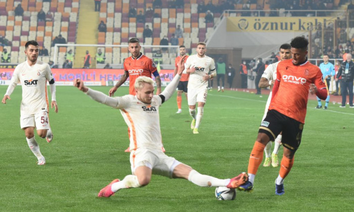 Oznur Kablo Yeni Malatyaspor v Galatasaray - Turkish Super Lig