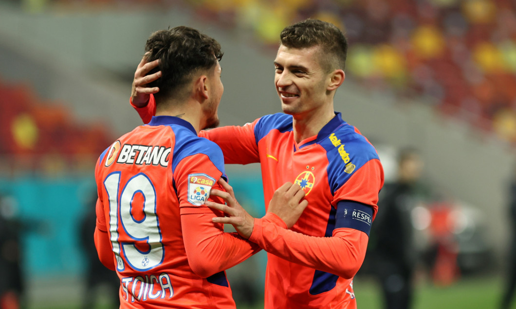 Ianis Stoica și Florin Tănase, în meciul FCSB - FC Botoșani / Foto: Sport Pictures