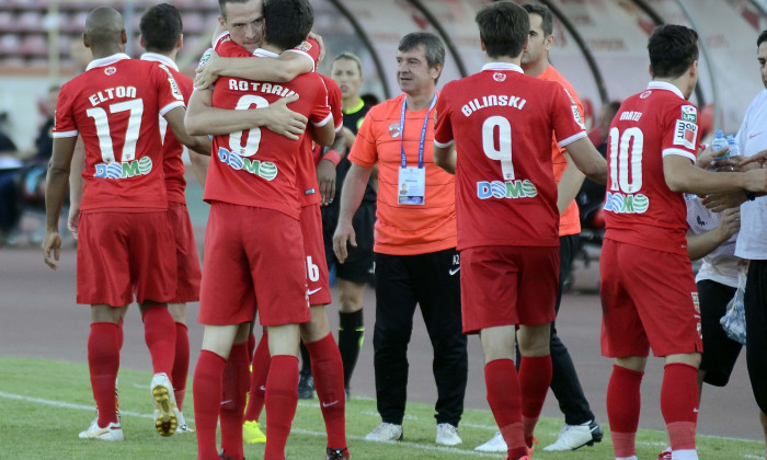 1.FOTBAL:DINAMO BUCURESTI-FC BRASOV,LIGA 1 (30.08.2014)